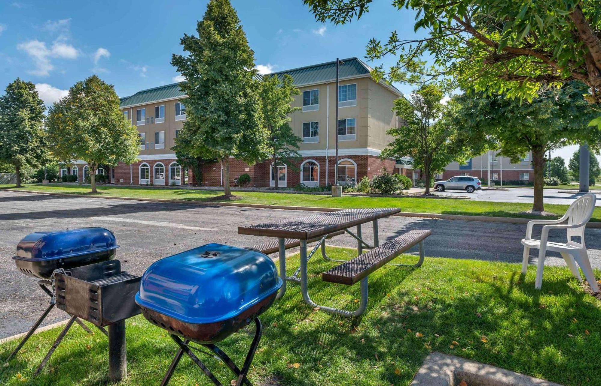 Extended Stay America Suites - Merrillville - Us Rte 30 Zewnętrze zdjęcie
